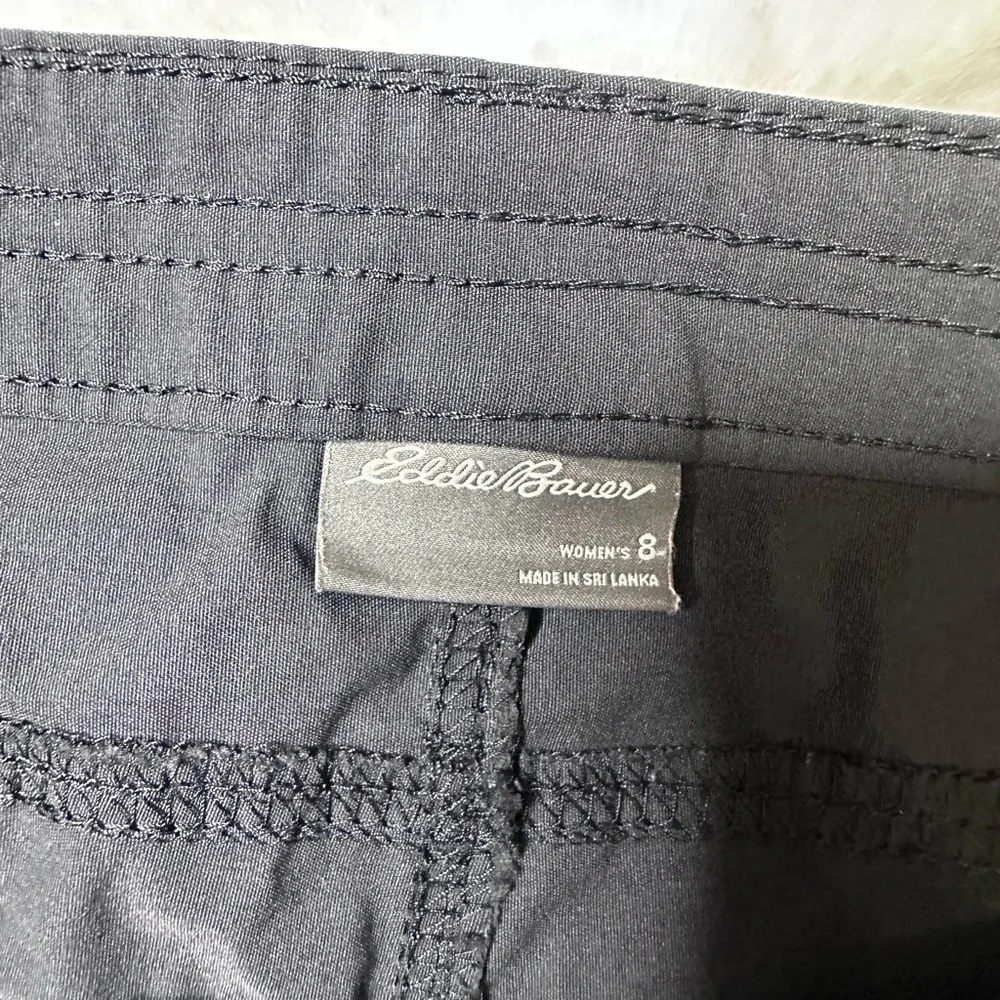 Eddie Bauer Capris Pants - Picture 7 of 7